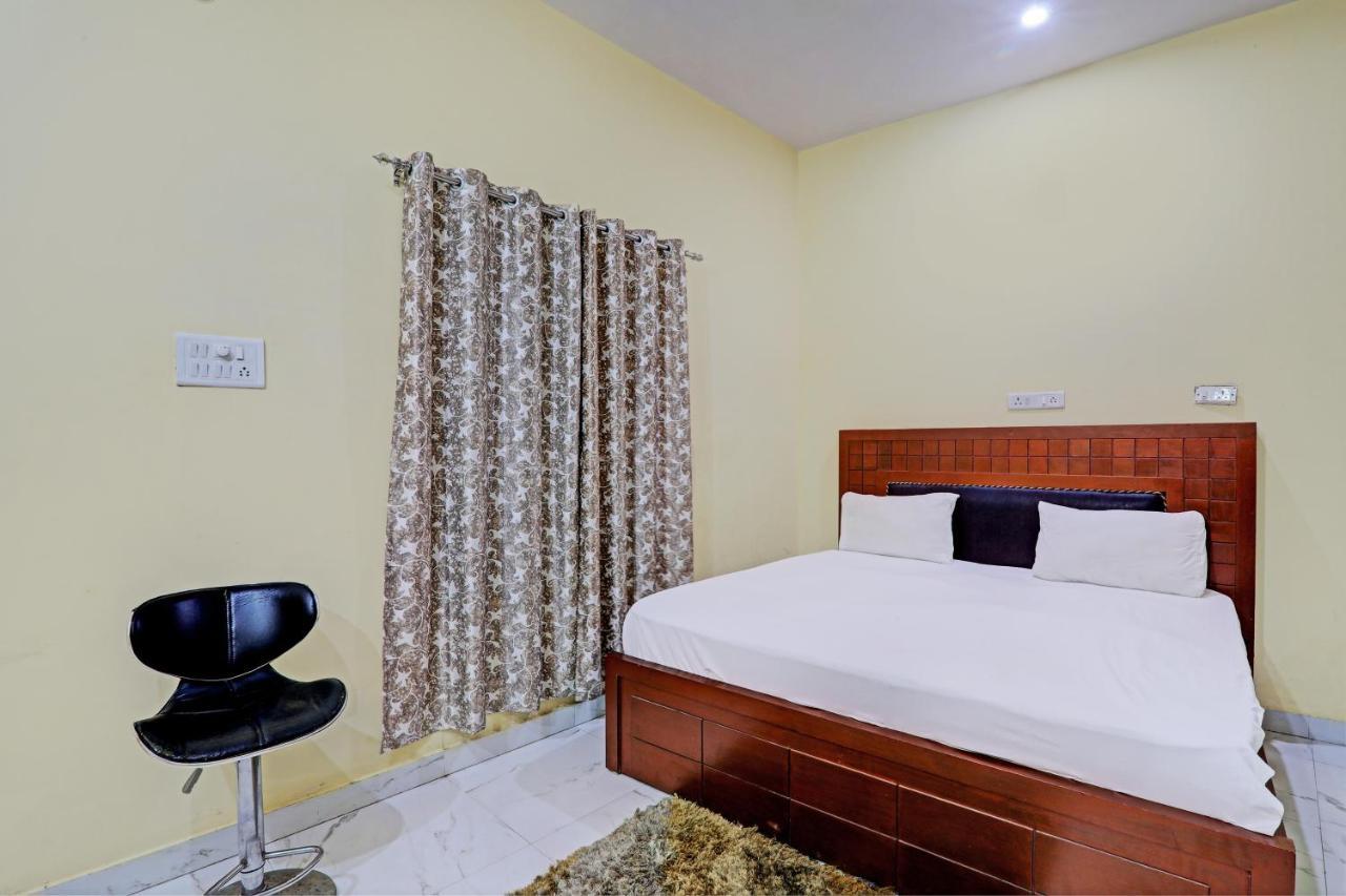 Hotel O Home Singhs Delight Varanasi Bagian luar foto