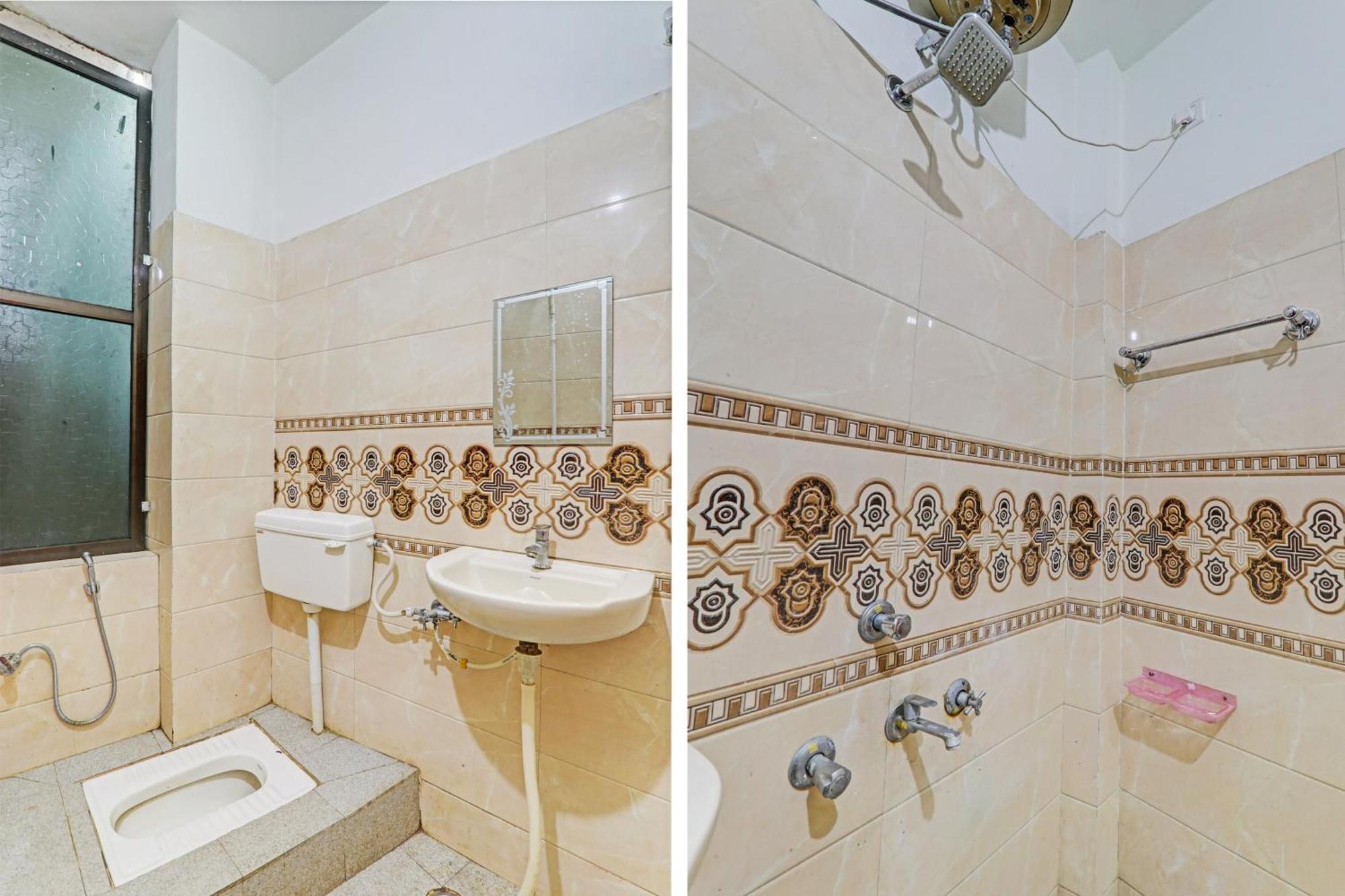 Hotel O Home Singhs Delight Varanasi Bagian luar foto