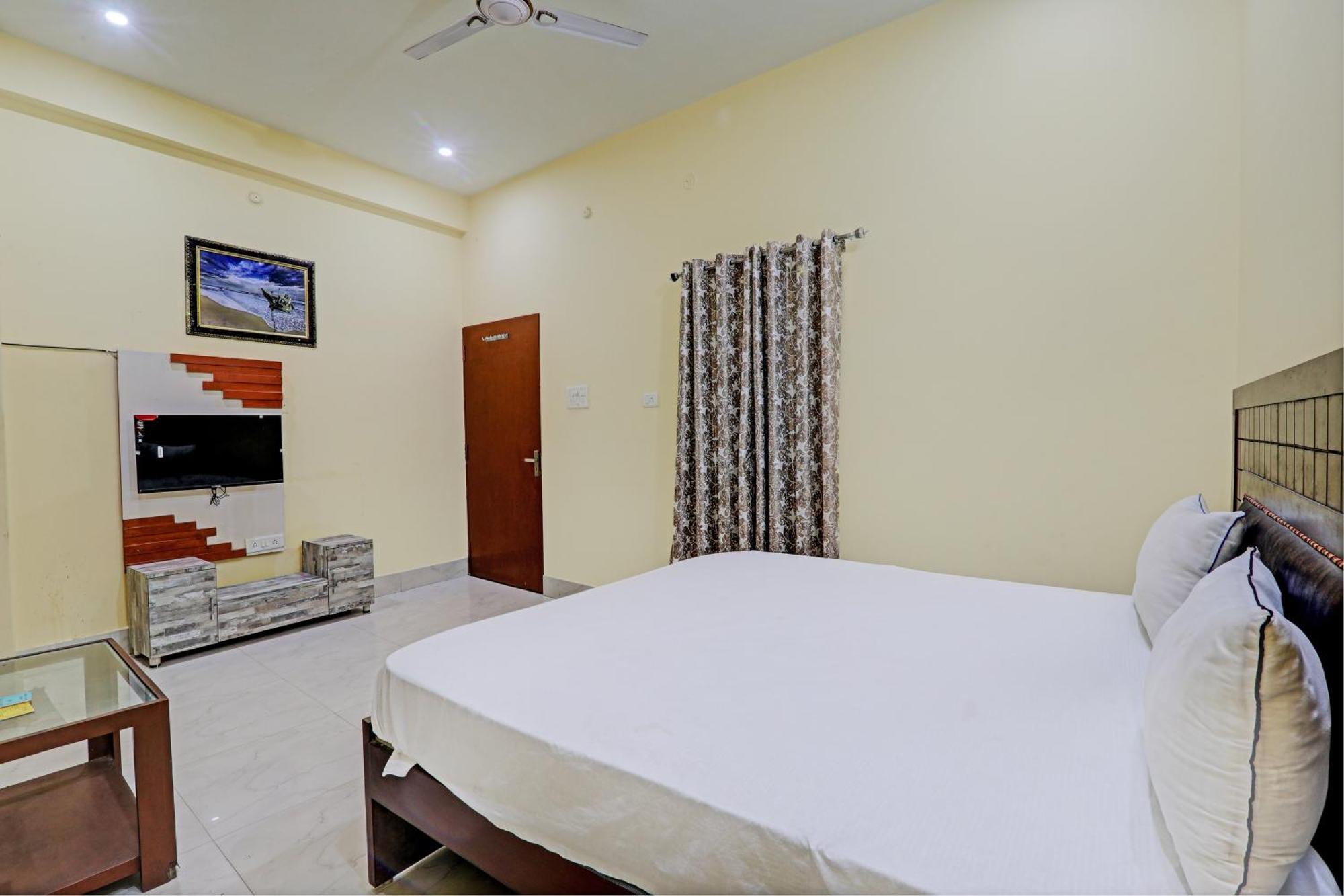 Hotel O Home Singhs Delight Varanasi Bagian luar foto
